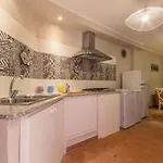 Con Grande Giardino Ad 800 Mt Dal Mare Capitana