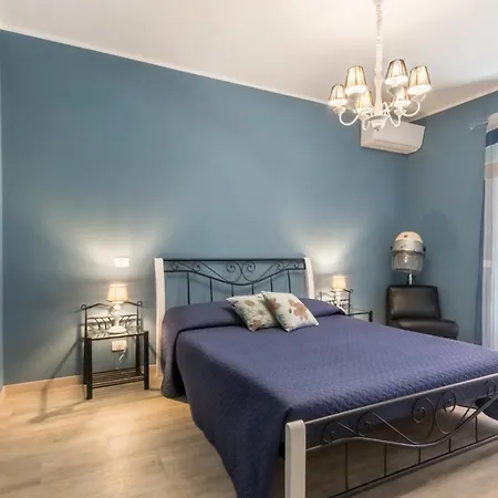 Daire Con Grande Giardino A 150 Mt Dal Mare Capitana