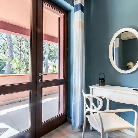 Con Grande Giardino A 150 Mt Dal Mare Lägenhet Capitana