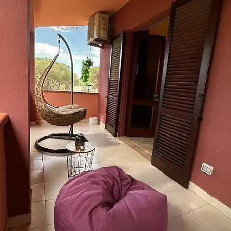 Lägenhet Con Grande Giardino A 150 Mt Dal Mare