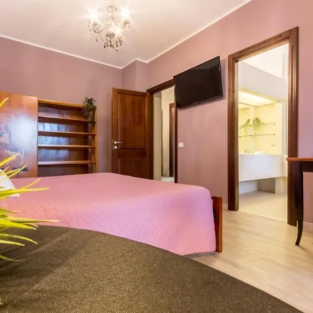 Con Grande Giardino Ad 800 Mt Dal Mare شقة