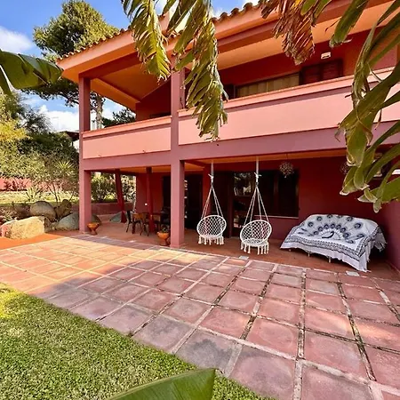 Con Grande Giardino Ad 800 Mt Dal Mare Capitana