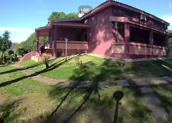 Con Grande Giardino Ad 800 Mt Dal Mare アパート *