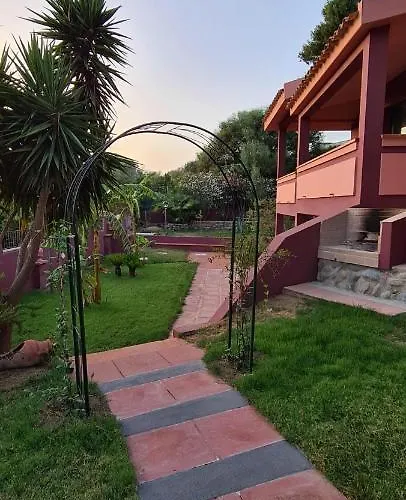 Con Grande Giardino Ad 800 Mt Dal Mare *