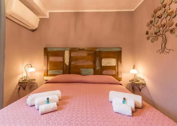 アパート Con Grande Giardino Ad 800 Mt Dal Mare